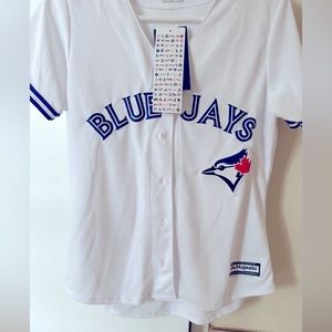 Brand new Majestic Original blue Jays colour white and blue.